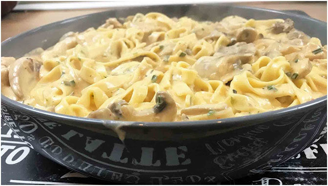 Spaghetti mit Champignonsahnesauce