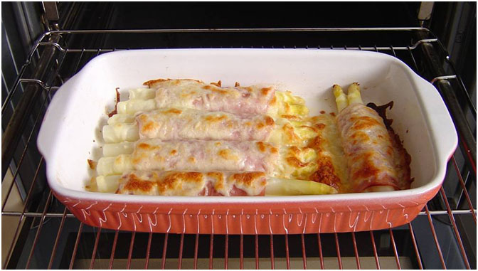 Nach diesem Spargelauflauf-Rezept fragen uns gerade alle