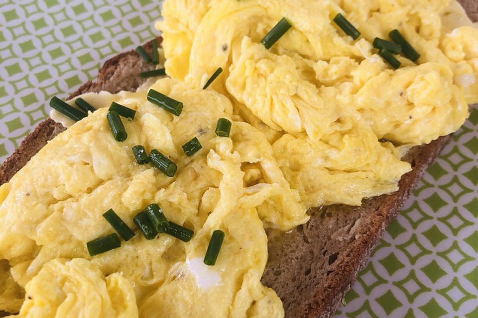 Saftiges Butter-Rührei 'Profi Klasse'