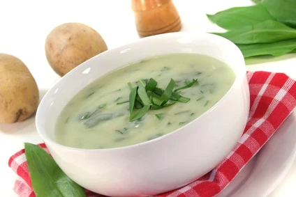 BÄRLAUCHSUPPE BÄRLAUCHSUPPE