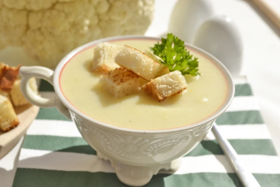 KARFIOLCREMESUPPE KARFIOLCREMESUPPE