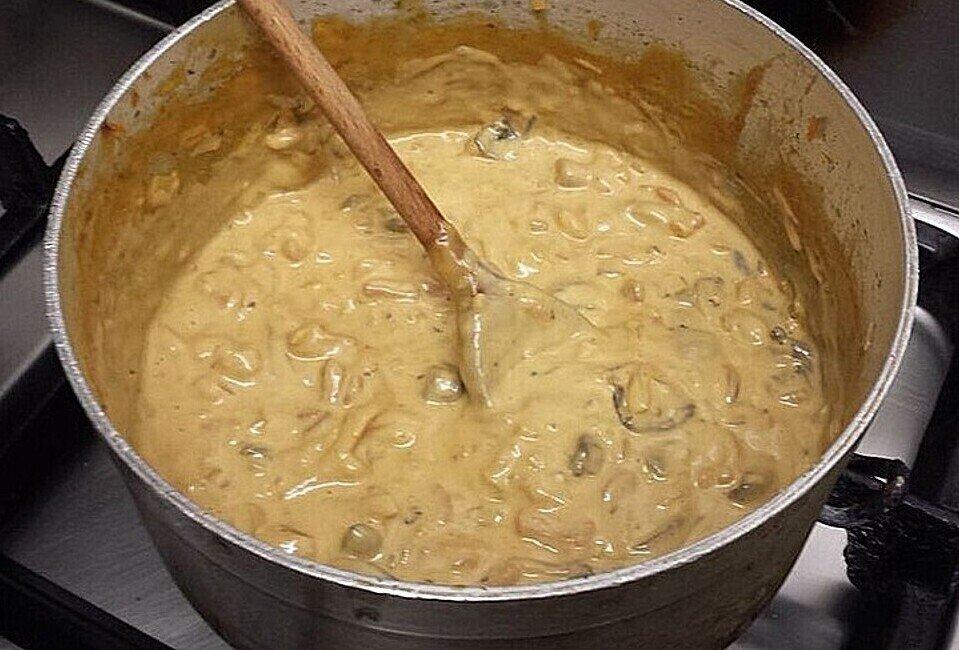 Fantastische Schwarzwälder Jägersauce die süchtig macht! Fantastische Schwarzwälder Jägersauce die süchtig macht!